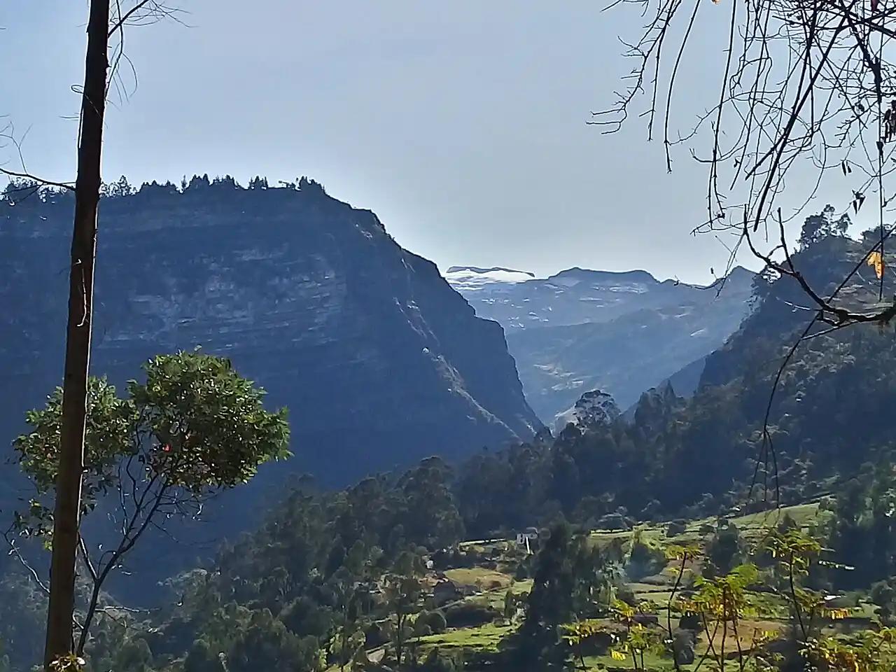 En este lugar se llevó a cabo la muerte colectiva de los indígenas U'wa durante la conquista