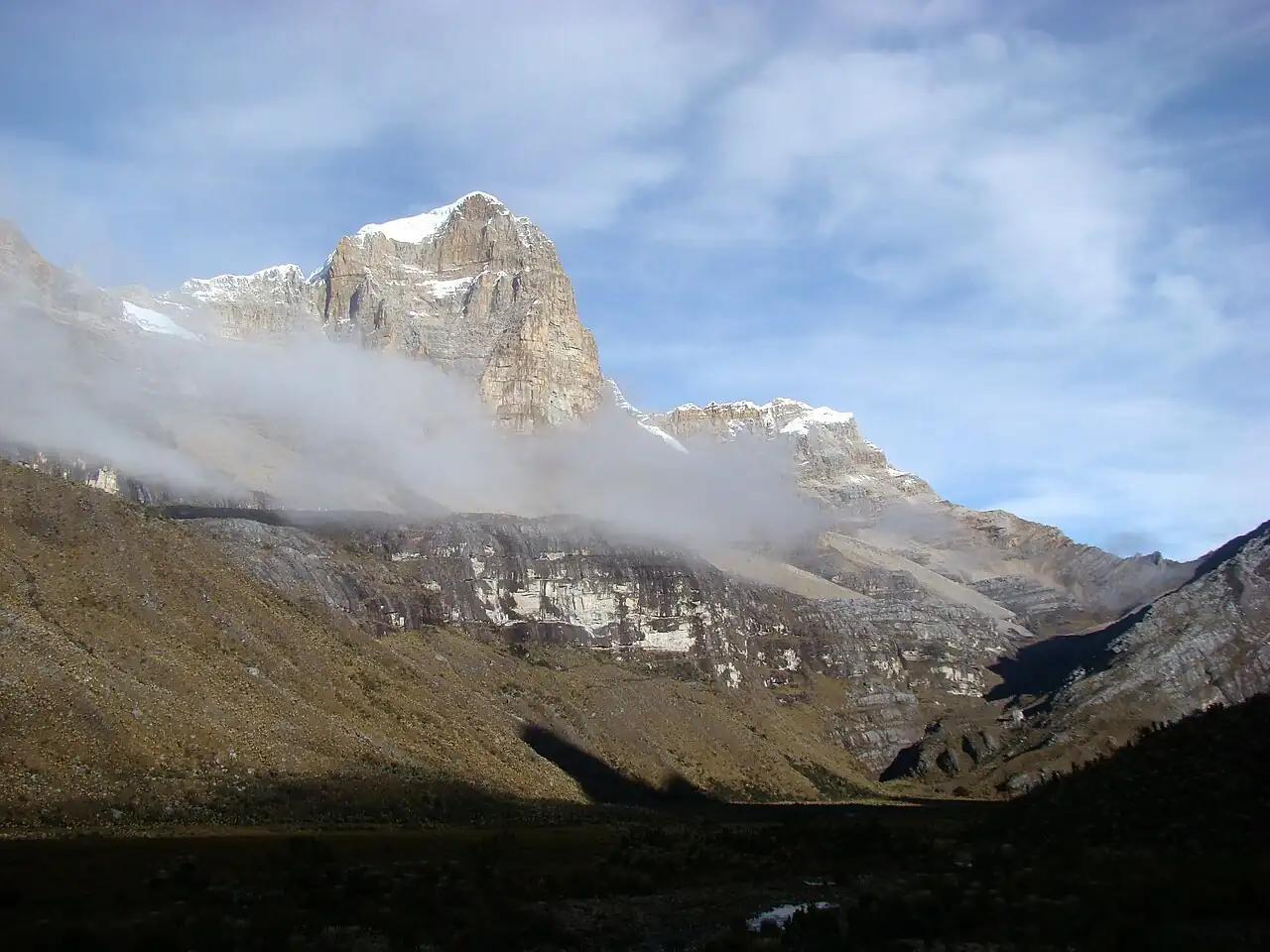 Ritacuba Blanco, visto desde el Valle de Cojines